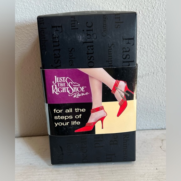 Just 🌟HP🌟 The Right Shoe Riviera - Picture 7 of 10